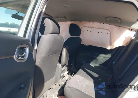 2015 Nissan Sentra Sv z USA, uszkodzony, nr VIN 3N1AB7AP7FY312143